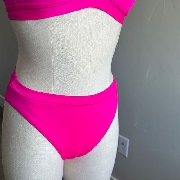 Becca by Rebecca Virtue Bikini Top | Color: Neon Pink | Size: M 993107/076686UT- - Picture 6 of 9